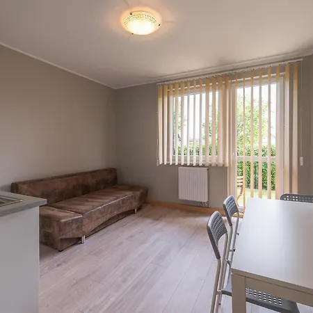 1 Bedroom Lovely Apartment In Rowy Apartment